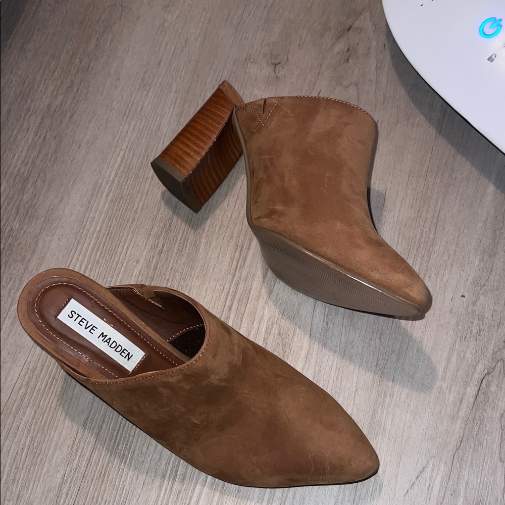 Steve Madden Tan Block Heel Mules